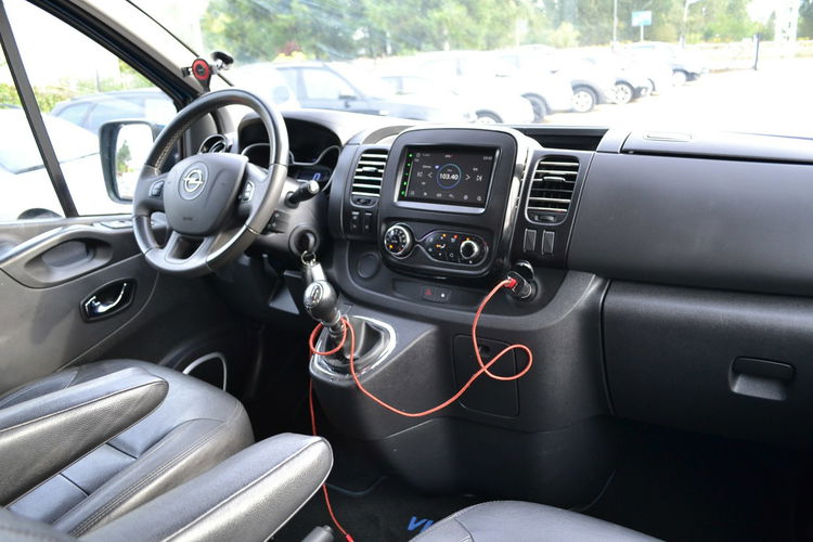 Opel Vivaro Parktronic Nagłośnienie 5osobowy Kamera cofania Zarejestrowany zdjęcie 12