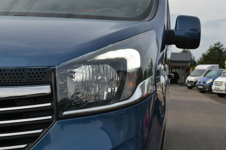 Opel Vivaro Parktronic Nagłośnienie 5osobowy Kamera cofania Zarejestrowany zdjęcie 21