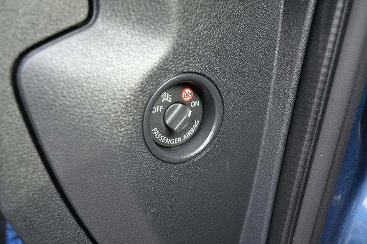 Opel Vivaro Parktronic Nagłośnienie 5osobowy Kamera cofania Zarejestrowany zdjęcie 25