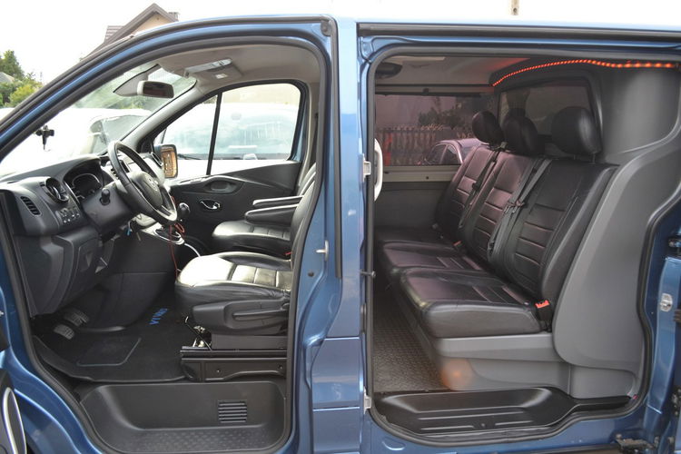 Opel Vivaro Parktronic Nagłośnienie 5osobowy Kamera cofania Zarejestrowany zdjęcie 7