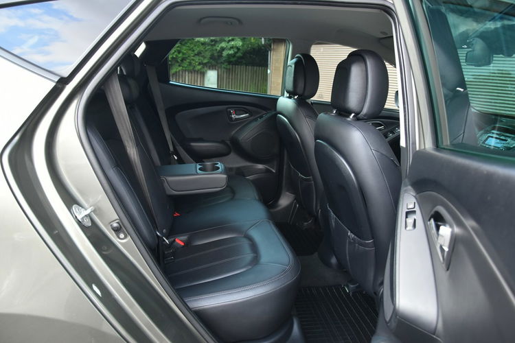 Hyundai ix35 AWD 2.0CRDi 184KM Manual 2012r. Skóra Climatronic LED Keyless HAK zdjęcie 12