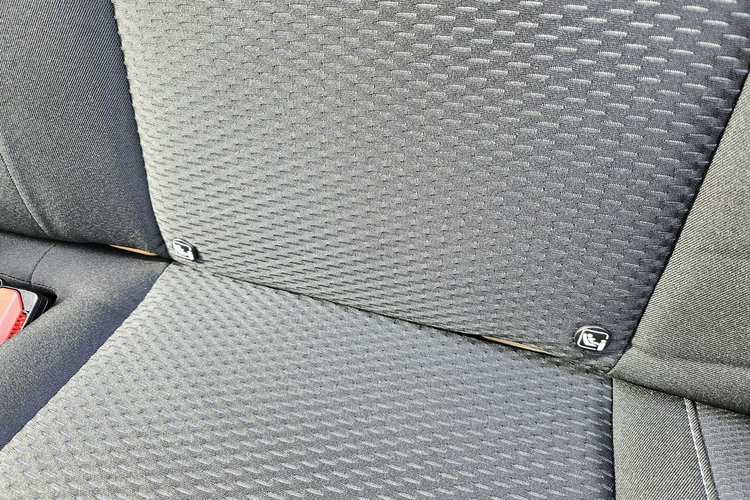 Dacia Duster Klimatronic / Navi / Podgrzewane fotele / Kamera cofania / Tempomat zdjęcie 14