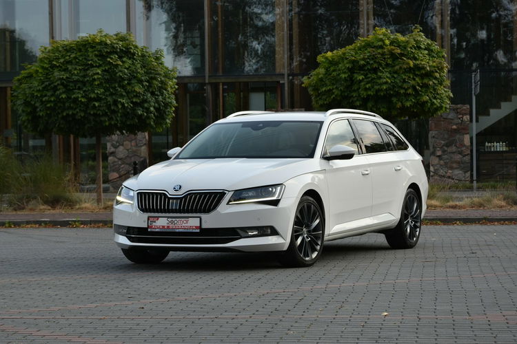 Skoda Superb 2.0TDi 150KM DSG 2019r. FullLED Skóra Blis NAVi Rolety Wentyle zdjęcie 3