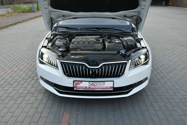 Skoda Superb 2.0TDi 150KM DSG 2019r. FullLED Skóra Blis NAVi Rolety Wentyle zdjęcie 44