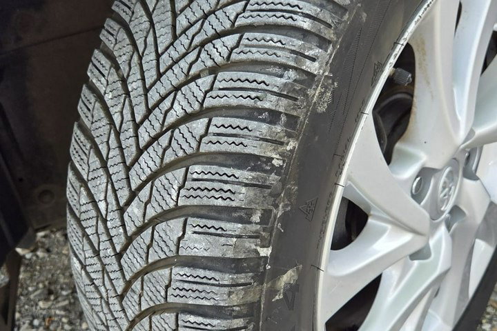 Toyota Auris 1.8 HSD 136KM Kamera Vat 23% zdjęcie 23