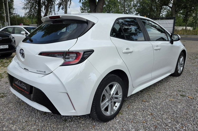 Toyota Corolla 1.8 HSD Super stan Ast. Pasa Distronic kamera Navi VAT 23% zdjęcie 4