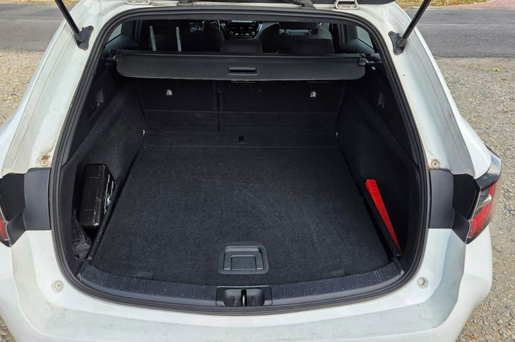 Toyota Corolla 1.8HSD LPG 122KM Bardzo ładna Vat 23% zdjęcie 7