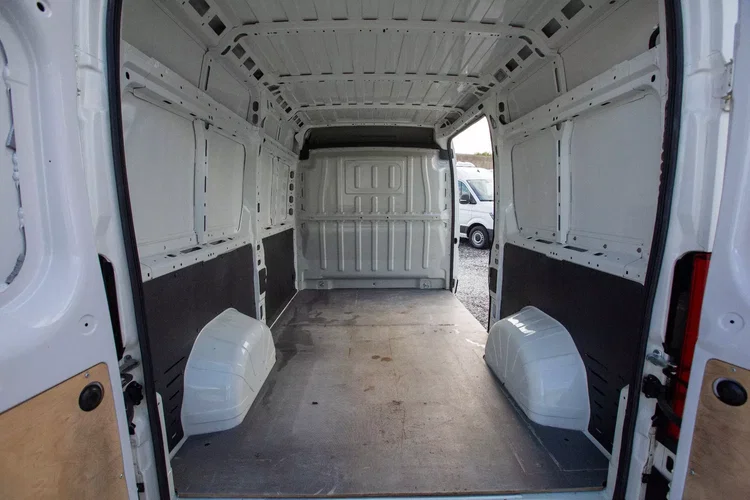 Peugeot Boxer L2H2 ŚREDNI 2.2 BlueHDI zdjęcie 7