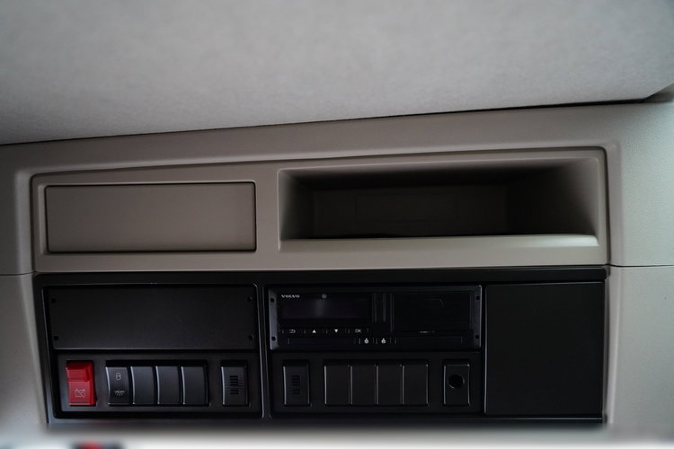 Volvo FM 430 / PEŁNY ADR / WAGA: 6500 KG / NISKA KABINA / 2022 ROK / PO ZŁOTYM KONTRAKCIE SERWISOWYM / zdjęcie 31