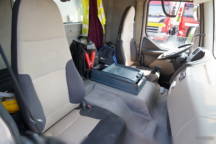 Renault KERAX 370 / 6x4 / WYWROTKA 2- STRONNA / HYDROBURTA / MANUAL zdjęcie 41