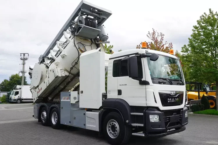 MAN TGS 26.360 E6 / Zabudowa WUKO Rivard 18 m3 / 90 tys. km / oś skrętna / 2 sztuki zdjęcie 1