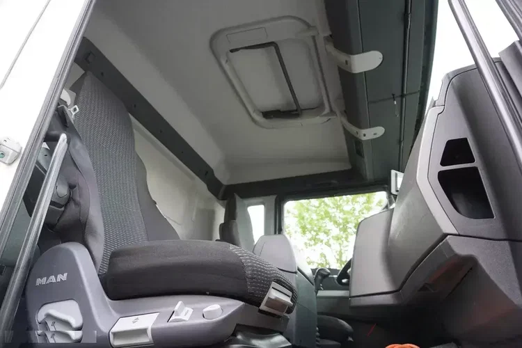 MAN TGS 26.360 E6 / Zabudowa WUKO Rivard 18 m3 / 90 tys. km / oś skrętna / 2 sztuki zdjęcie 30