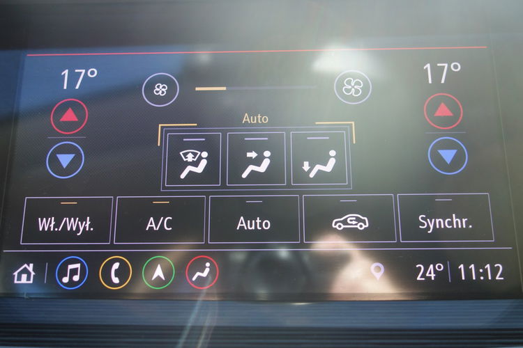 Opel Insignia ZAREJESTROWANY, LED, KAMERA, EL.KLAPA, MEGA WYPOSAŻENIE zdjęcie 32