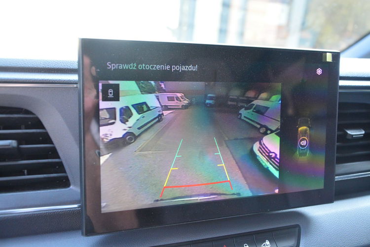 Renault Master max 9 osobowy 2025r nowy 2lata gwarancji 170KM Wersja Luxury zdjęcie 10