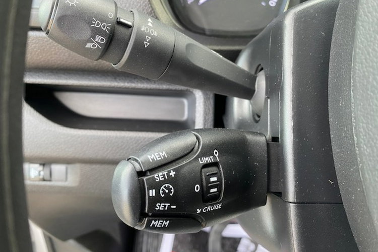 Toyota ProAce SALON PL / L2H1 - Długi / 9 osób / 2 x KLIMA PRZÓD + TYŁ / GWARANCJA zdjęcie 14