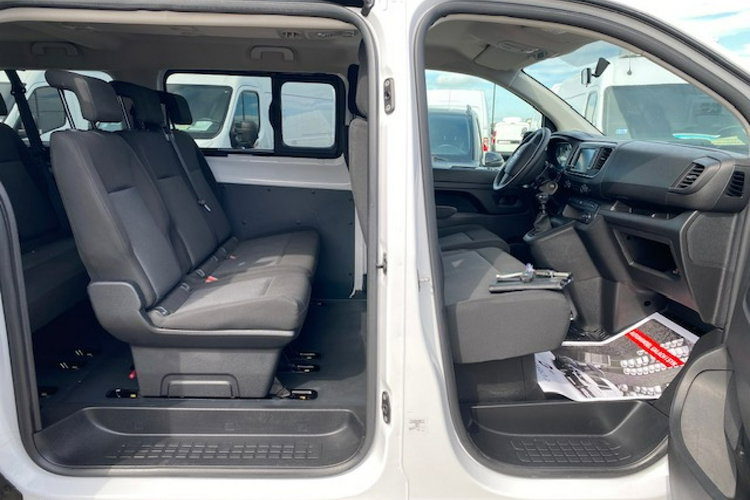 Toyota ProAce SALON PL / L2H1 - Długi / 9 osób / 2 x KLIMA PRZÓD + TYŁ / GWARANCJA zdjęcie 7