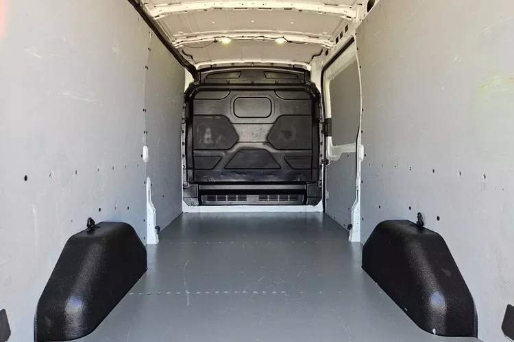 Ford transit L3H2 399990zł NETTO 2.0TdCi/170KM zdjęcie 16