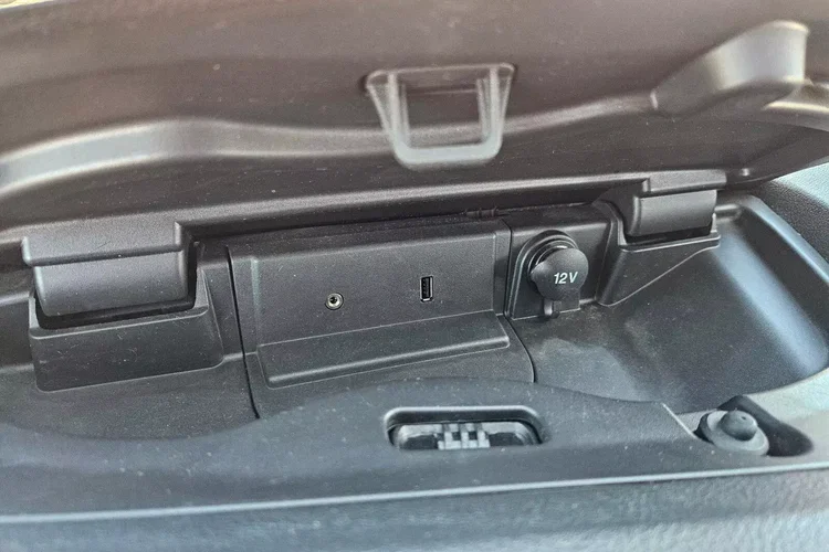 Ford transit L3H2 399990zł NETTO 2.0TdCi/170KM zdjęcie 22