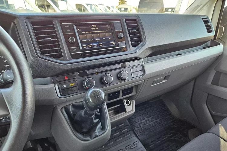 Volkswagen Crafter L3H2 119999zł NETTO Brygadówka 7 osób 2.0TDi/140KM zdjęcie 21