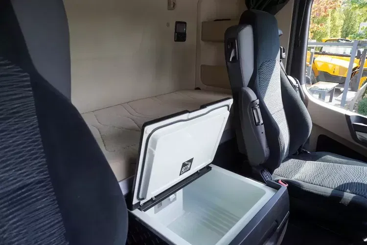 Mercedes Actros 2546 MP5 / Chłodnia Lecapitaine 20 EPAL / Multitemperatura / Carrier Supra 1150 MT zdjęcie 26