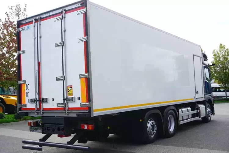 Mercedes Actros 2546 MP5 / Chłodnia Lecapitaine 20 EPAL / Multitemperatura / Carrier Supra 1150 MT zdjęcie 7