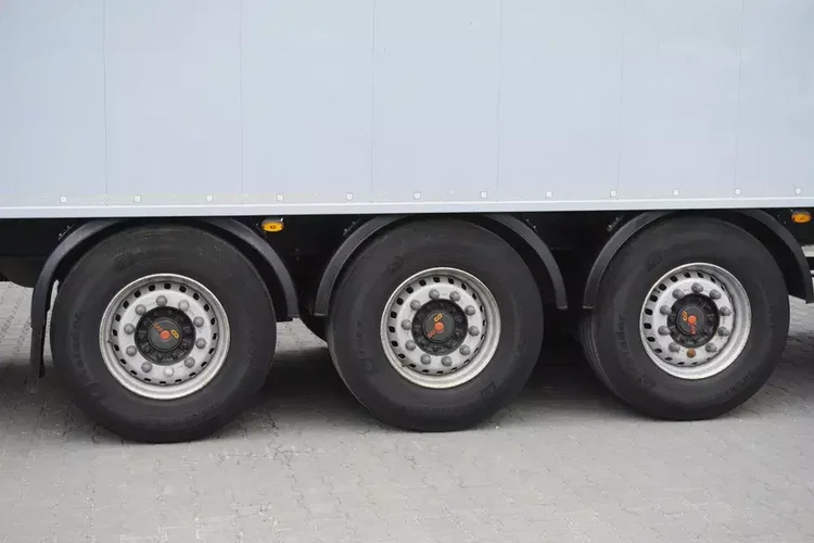 Schwarzmuller Ruchoma podłoga / 2021 / 4 sztuki zdjęcie 17