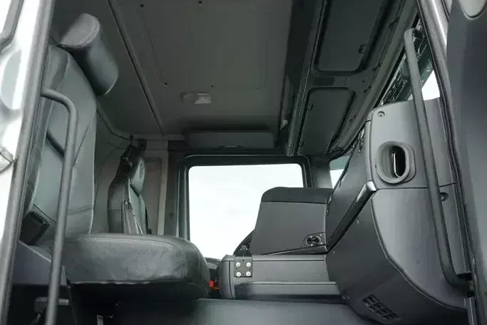 Scania G 400 / E 5 / 8 X 4 / 4 x 4 / WYWROTKA + HDS / TRIDEM / PALFINGER PK 26002 / MANUAL zdjęcie 8