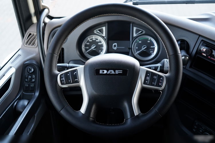 DAF XF 480 / SUPER SPACE CAB / 2021 ROK / PO KONTRAKCIE SERWISOWYM zdjęcie 30