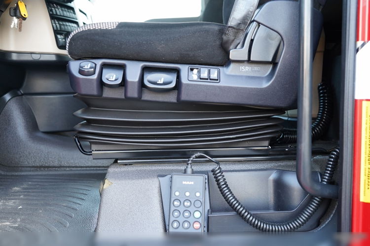 MAN TGX 18.500 / MEGA /  XLX / RETARDER / NAVI / LOW DECK /  PO KONTRAKCIE SERWISOWYM / SPROWADZONY  zdjęcie 23