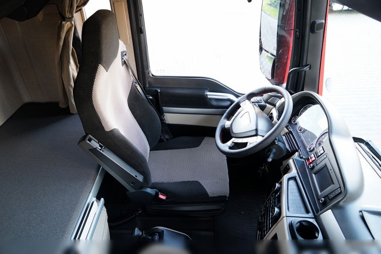 MAN TGX 18.500 / MEGA /  XLX / RETARDER / NAVI / LOW DECK /  PO KONTRAKCIE SERWISOWYM / SPROWADZONY  zdjęcie 27