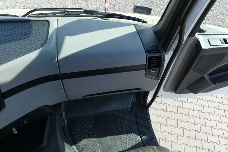 Mercedes ANTOS 2540 / 6x2 / HAKOWIEC 20t / EURO 6 / NISKI PRZEBIEG / zdjęcie 30