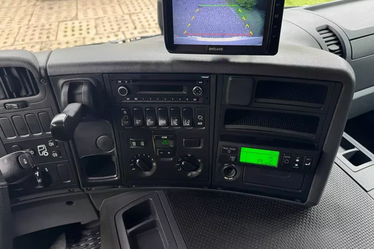 Scania P250 zdjęcie 28