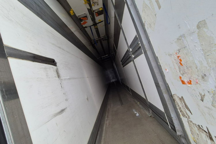 Antos 2532 L / Frigoblock / 6X2 Mercedes-Benz Antos 2532 L 6X2 / CHŁODNIA / IZOTERMA / FRIGOBLOCK / 3 zdjęcie 47