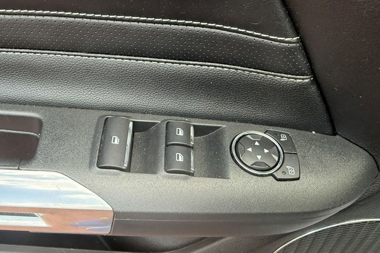 Ford Mustang Cabrio, Wypas, Automat zdjęcie 13