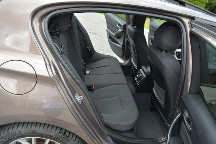BMW 120 2.0d(184KM) Sport Bi-xenon Ringi Navi Professional 2xParktr. Szyber zdjęcie 18