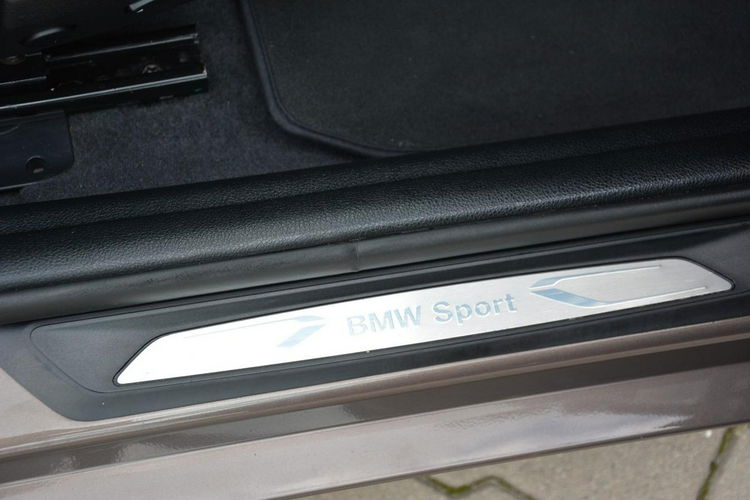 BMW 120 2.0d(184KM) Sport Bi-xenon Ringi Navi Professional 2xParktr. Szyber zdjęcie 31