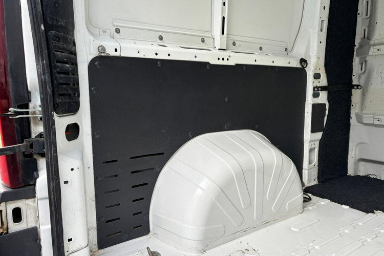 Citroen Jumper 2.2 150KM 2014 L2H2 Brygadówka 7 osobowy Tempomat zdjęcie 17