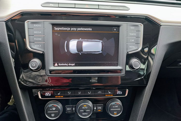 Volkswagen Passat Passat Variant 2.0 TDI Highline BMT + 150KM zdjęcie 11