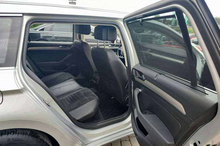 Volkswagen Passat Passat Variant 2.0 TDI Highline BMT + 150KM zdjęcie 22