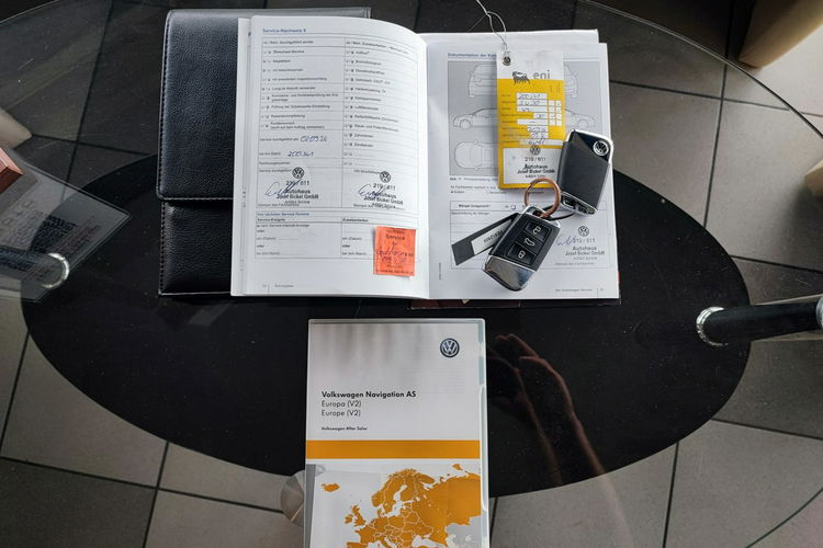 Volkswagen Passat Passat Variant 2.0 TDI Highline BMT + 150KM zdjęcie 27