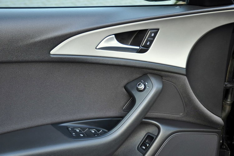 Audi A6 2.0TDI(177KM) 133tyś.km S-Line Bi-Xenon Led Navi Klima I Wł Alu19"ASO zdjęcie 37