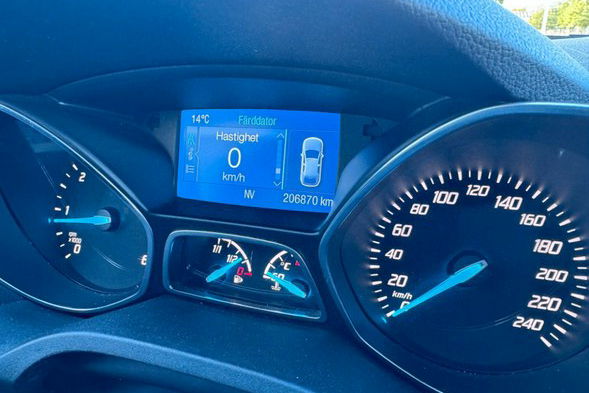 Ford Kuga 2.0tdci AWD titanium + ledy skóry full serwis bezwypadkowy 1.r.gwaranc zdjęcie 19