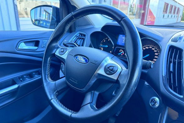 Ford Kuga 2.0tdci AWD titanium + ledy skóry full serwis bezwypadkowy 1.r.gwaranc zdjęcie 21