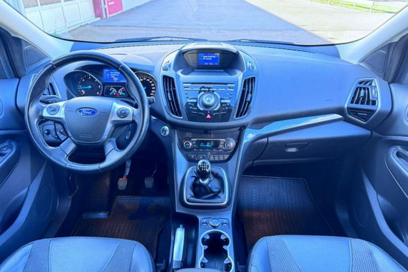 Ford Kuga 2.0tdci AWD titanium + ledy skóry full serwis bezwypadkowy 1.r.gwaranc zdjęcie 24