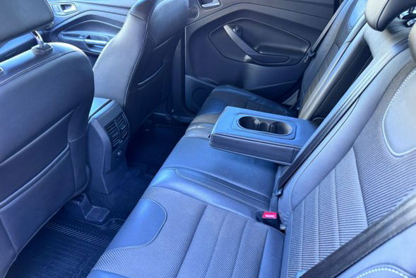 Ford Kuga 2.0tdci AWD titanium + ledy skóry full serwis bezwypadkowy 1.r.gwaranc zdjęcie 26