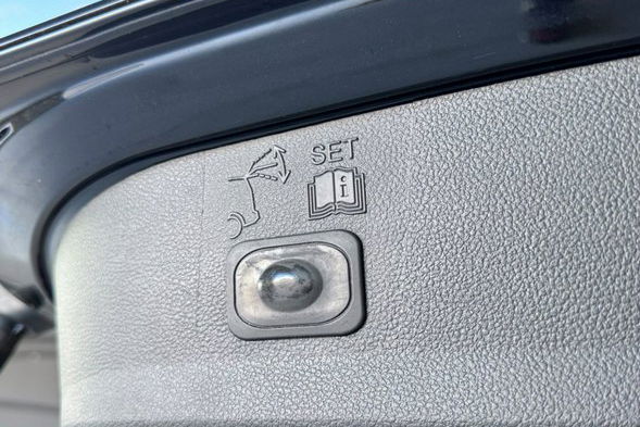 Ford Kuga 2.0tdci AWD titanium + ledy skóry full serwis bezwypadkowy 1.r.gwaranc zdjęcie 28