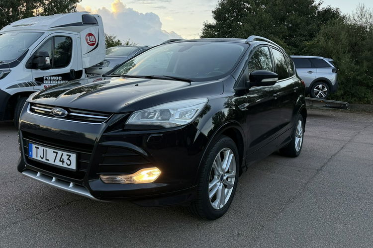 Ford Kuga 2.0tdci AWD titanium + ledy skóry full serwis bezwypadkowy 1.r.gwaranc zdjęcie 8