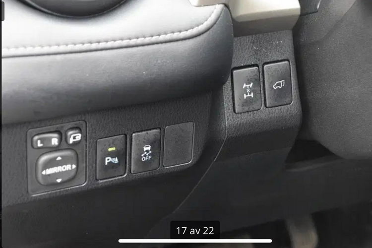 Toyota RAV-4 2.0vvti AWD Automat xenon ledy 4x4 ful serwis bezwypadkowy 1.r.gwaranc zdjęcie 14