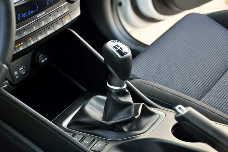 Hyundai Tucson 2.0CRDi(184KM) 4WD Xenon Led Navi Kamera El.Fotele El.Klapa Alu19"ASO zdjęcie 36