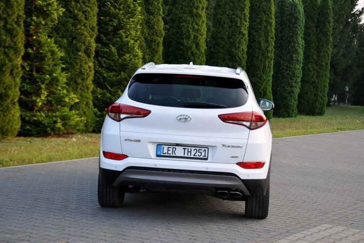 Hyundai Tucson 2.0CRDi(184KM) 4WD Xenon Led Navi Kamera El.Fotele El.Klapa Alu19"ASO zdjęcie 7